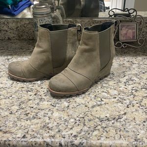 Sorel booties/wedges